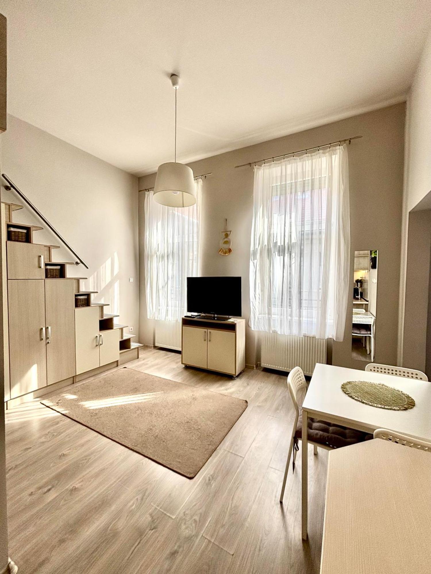 Ava Central Residence Budapest Kültér fotó